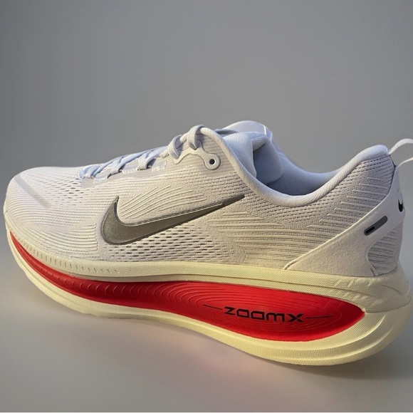 Size 13 - Nike Vomero 18 Platinum Tint Siren Red Running Shoes HM6803-001 Men’s - Picture 7 of 10